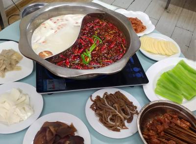 特色火鍋技術(shù)制作 麻辣火鍋炒制培訓