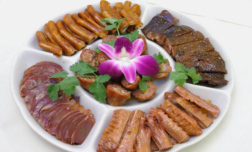 成都鹵菜培訓之火爆現撈在哪里學？