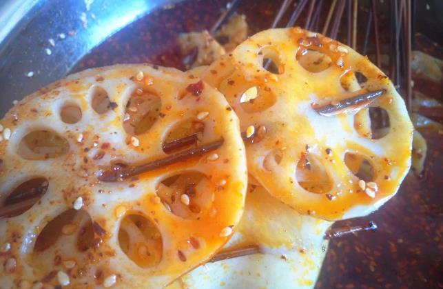 四川特色小吃,看起來很有油吃起來很香 四川特色小吃,看起來很有油吃起來很香