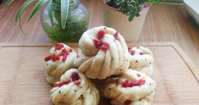 不會做花卷的可以試試這個方法，很簡單，一看就會，好吃又好看