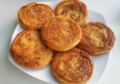 鍋盔技術培訓哪家好？鍋盔面團的制作技術與技巧