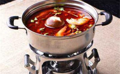 自貢旋轉(zhuǎn)小火鍋技術(shù)培訓多少錢？