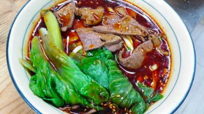 如何選擇優(yōu)質(zhì)面食培訓(xùn)機(jī)構(gòu)？課程與實(shí)踐機(jī)會(huì)全解析