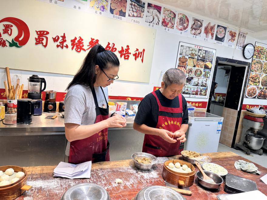 20251124165716432426.png 9E0EFD15947C488DD5F29713FED490FD.png