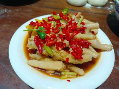 泡椒鳳爪技術培訓哪里有？蜀味緣小吃培訓班詳解